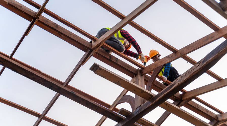 Professional metal roof installation in Beecher, IL